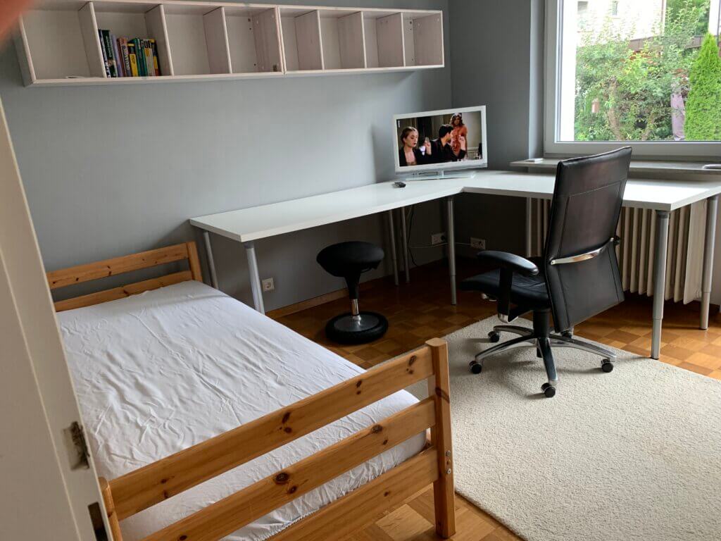 Berufstätigen-WG Erwachsenen-Wohngemeinschaft WG-Zimmer Berlin Moabit