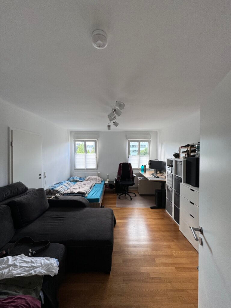 Berufstätigen-WG 3er-WG Zimmer Stuttgart Mitte Erwachsenen-WG