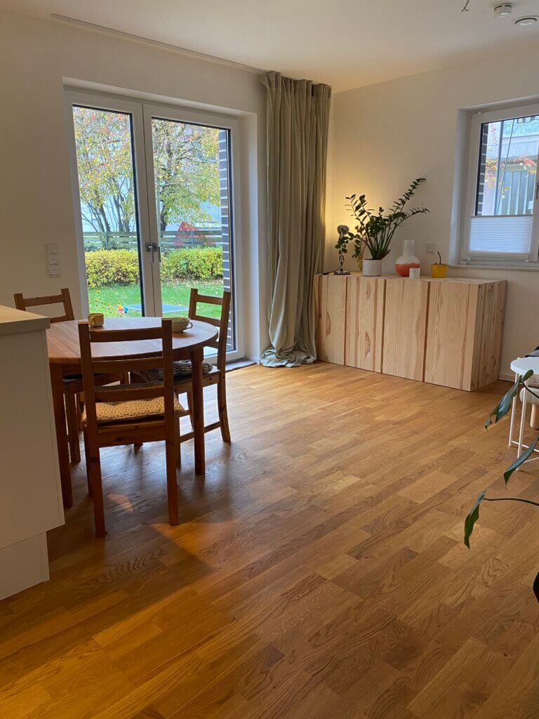 Berufstätigen-WG 2er-WG Wohngemeinschaft Marburg Wohnzimmer Essbereich